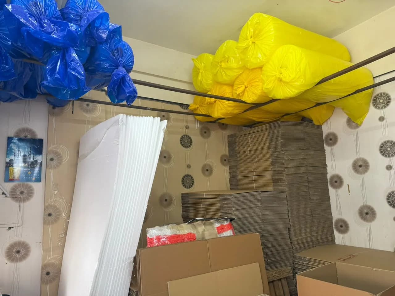 Smart Movers UAE crew packing and moving furniture in Dubai, UAE, job 15